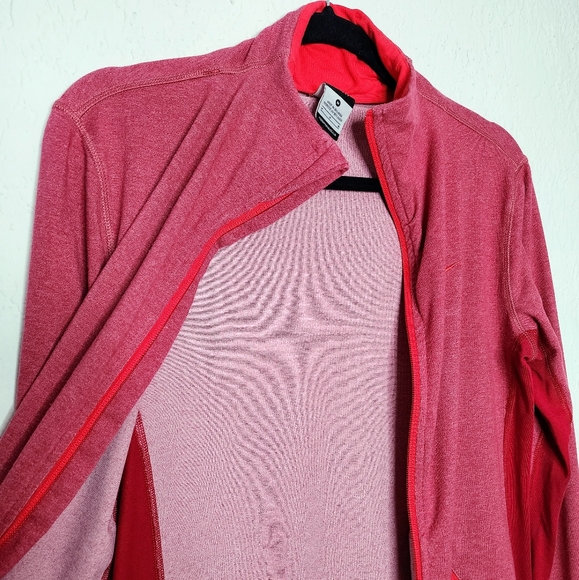 Nike Women's Red Full Zip Dri-Fit Long Sleeve Jacket Sz M Running/Track Athletic - Picture 7 of 10